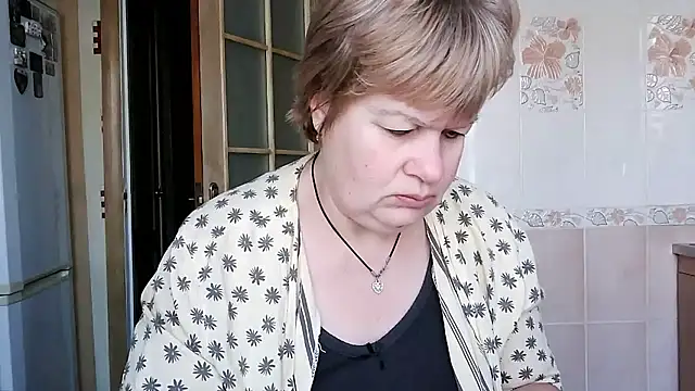 Ettie Tonia online show from 01-10-26, 07:21