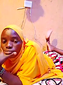 QUEEN-NAIMA online show from 11-14-25, 03:00