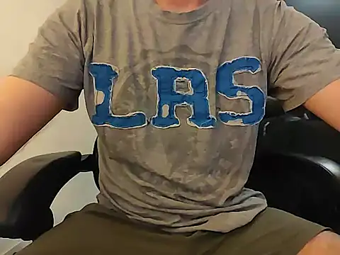 jayb0y61 online show from 10-29-25, 04:26