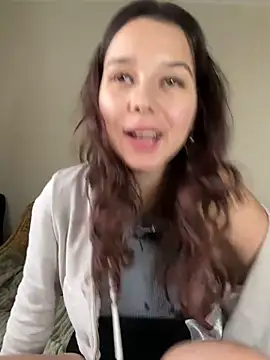 PoppyRobinson online show from 12-15-24, 08:19