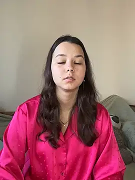 PoppyRobinson online show from 12-19-24, 08:13