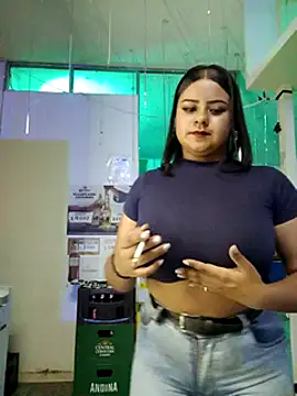 Snapshot of Princess_Lau chatting on 01-15-25, 12:30 Princess Lau online show from 01-15-25, 12:30