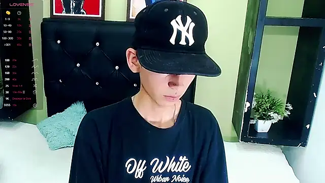 ttimy x boy online show from 01-10-25, 11:29