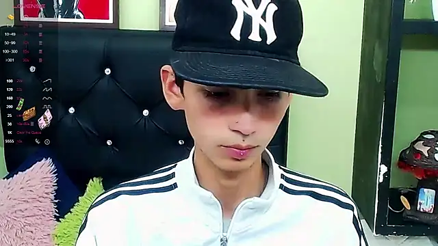 ttimy x boy online show from 01-20-25, 11:43