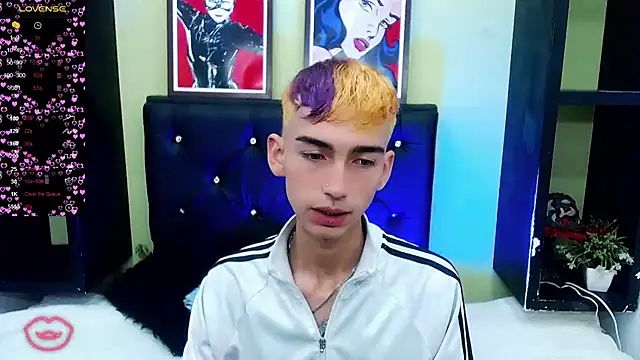 ttimy x boy online show from 03-06-25, 07:43