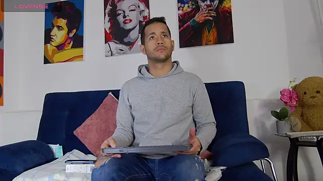 zaid lion online show from 02-05-25, 12:06