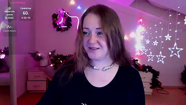 LizzyShine online show from 12-15-24, 06:04
