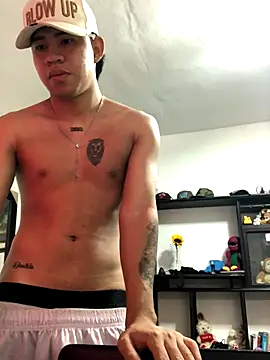 logannth online show from 12-20-25, 09:33