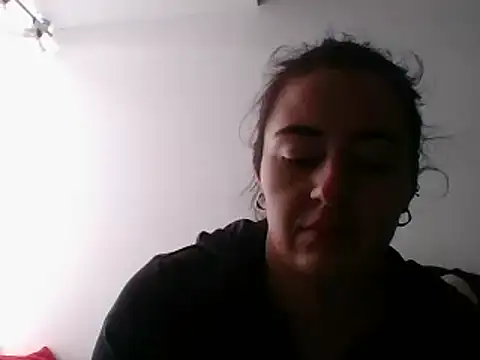  karlie kloss  online show from 12-10-24, 06:49