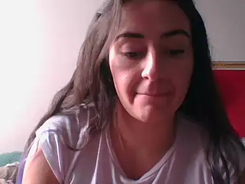  karlie kloss  online show from 02-15-25, 08:33