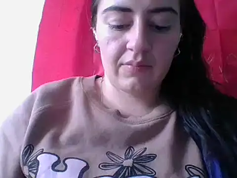  karlie kloss  online show from 03-20-25, 08:19