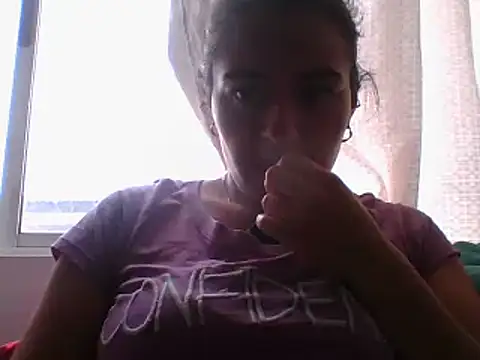  karlie kloss  online show from 03-17-26, 04:43