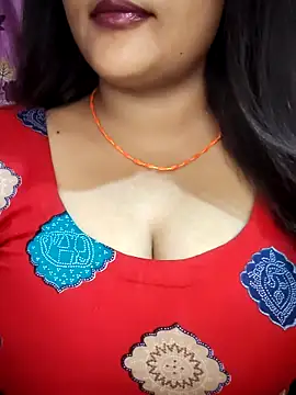 Snapshot of cutepragya2 chatting on 11-11-25, 06:35 cutepragya2 online show from 11-11-25, 06:35