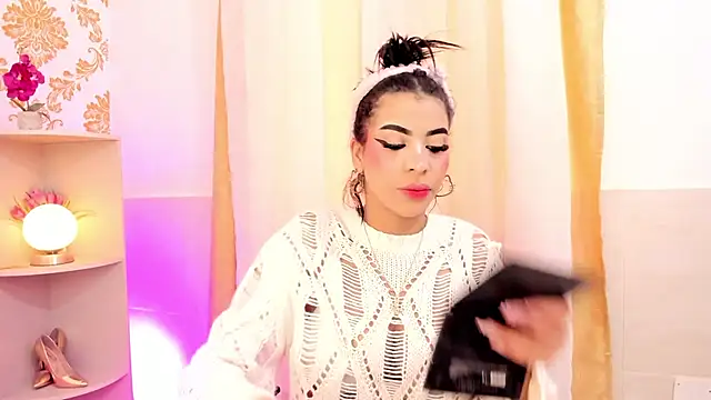 emaa lambert online show from 10-24-25, 04:25