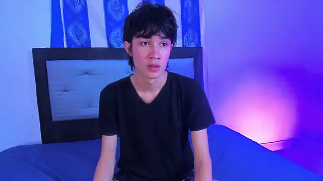 Snapshot of Johhan__Lee chatting on 12-17-24, 03:06 Johhan Lee online show from 12-17-24, 03:06