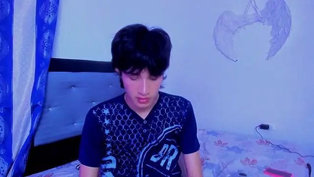 Snapshot of Johhan__Lee chatting on 12-29-24, 03:44 Johhan Lee online show from 12-29-24, 03:44