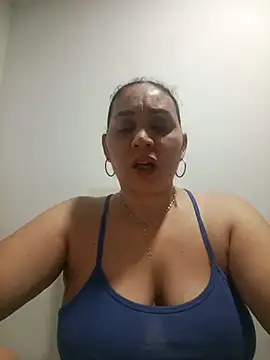 MirandaSoto online show from 10-11-25, 02:55