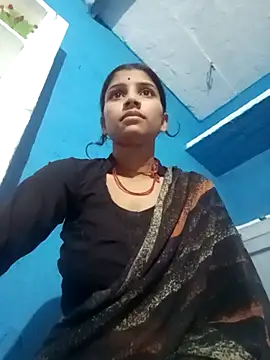 Snapshot of Nisha_Cute chatting on 10-15-25, 11:49 Nisha Cute online show from 10-15-25, 11:49