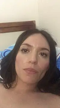 Snapshot of britny_clouds chatting on 02-28-25, 07:15 britny clouds online show from 02-28-25, 07:15