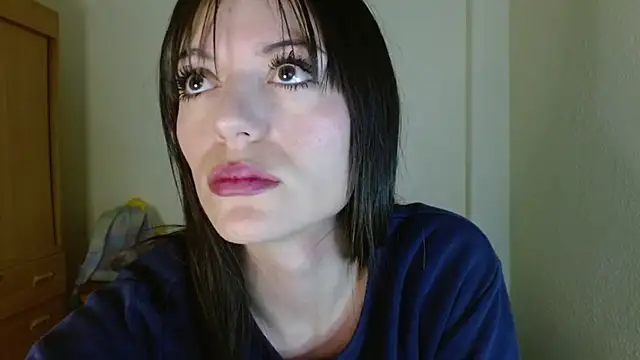 Snapshot of britny_clouds chatting on 09-15-25, 07:36 britny clouds online show from 09-15-25, 07:36