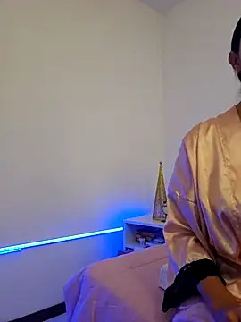 VictoriaEvaans  online show from 12-04-25, 09:56