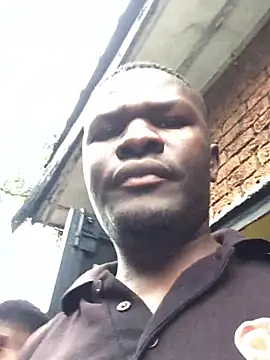 HutchMansell online show from 12-18-24, 06:32