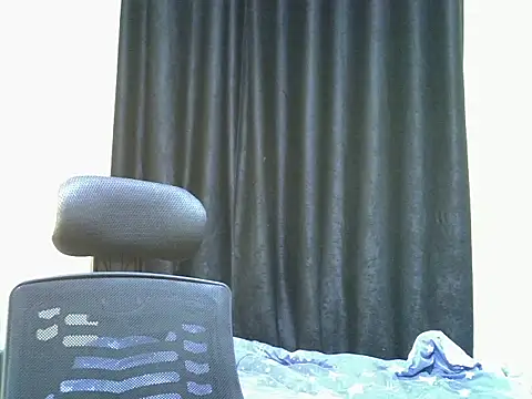 Horny-slut  online show from 10-23-25, 03:50