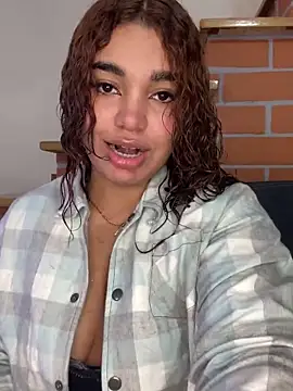 Anny arango  online show from 02-05-25, 03:23