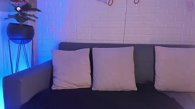 karina gomez 18 online show from 01-24-25, 02:28