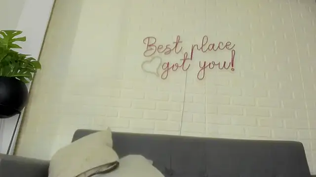 karina gomez 18 online show from 02-19-26, 11:39