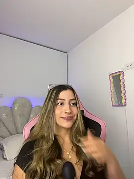 Issabela G1 online show from 02-23-26, 11:35