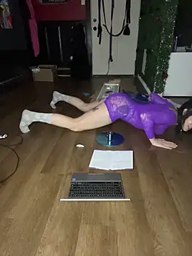 Snapshot of Luluof chatting on 03-16-25, 09:47 Luluof online show from 03-16-25, 09:47