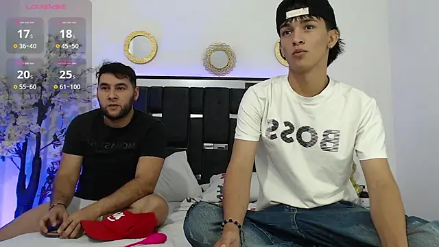 Snapshot of Valerio_22 chatting on 10-26-25, 12:16 Valerio 22 online show from 10-26-25, 12:16