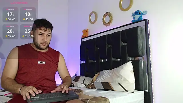 Snapshot of Valerio_22 chatting on 11-18-25, 09:41 Valerio 22 online show from 11-18-25, 09:41