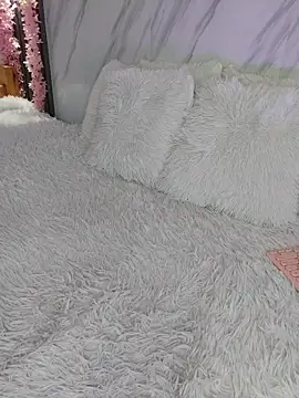 Snapshot of Nanda_Vixen chatting on 11-06-25, 10:43 Nanda Vixen online show from 11-06-25, 10:43