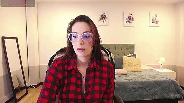 Snapshot of Nami_sunny chatting on 03-15-25, 08:37 Nami sunny online show from 03-15-25, 08:37