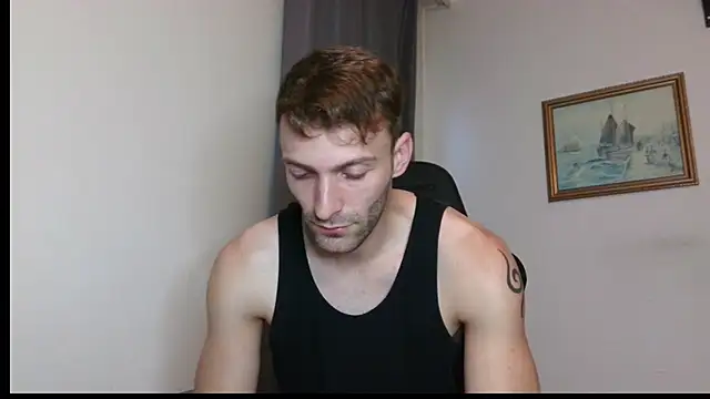 Snapshot of Ian_997 chatting on 10-24-25, 05:37 Ian 997 online show from 10-24-25, 05:37