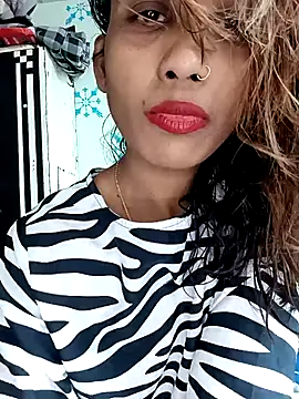 zoya khan25 online show from 03-01-25, 06:46