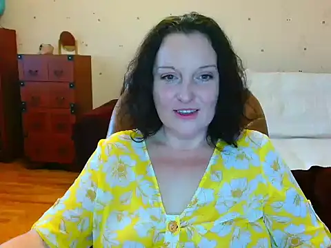 Alice3694 online show from 01-01-25, 12:22