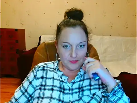 Alice3694 online show from 02-01-25, 03:28