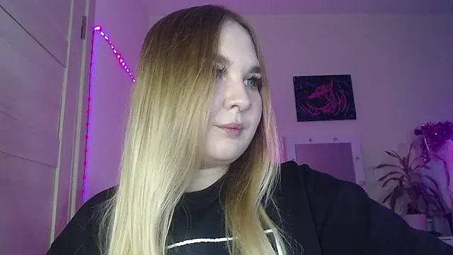 Snapshot of Greeenfriends6969 chatting on 12-27-24, 07:57 Greeenfriends6969 online show from 12-27-24, 07:57