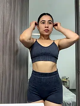 ChloeTurner  online show from 11-18-25, 06:12