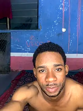 Snapshot of vergaswerrtt chatting on 10-26-25, 12:27 vergaswerrtt online show from 10-26-25, 12:27