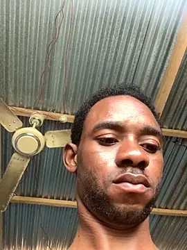 Snapshot of vergaswerrtt chatting on 10-26-25, 12:33 vergaswerrtt online show from 10-26-25, 12:33