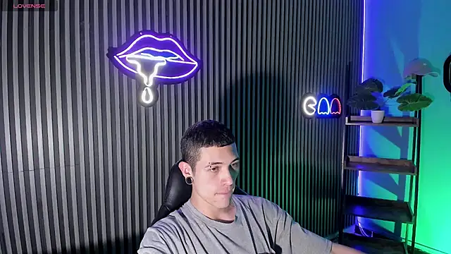 Snapshot of Jefer_rick_ chatting on 02-12-26, 08:04 Jefer rick online show from 02-12-26, 08:04