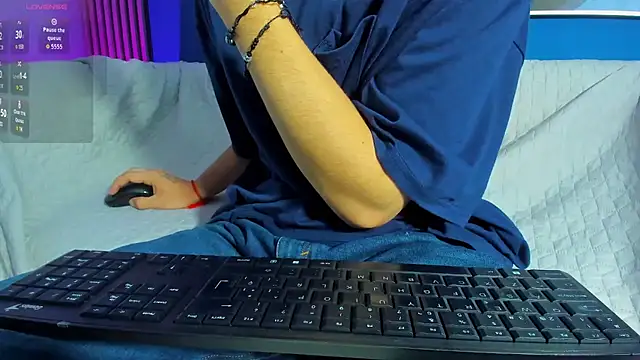 Snapshot of Jefer_rick_ chatting on 02-15-26, 06:04 Jefer rick online show from 02-15-26, 06:04