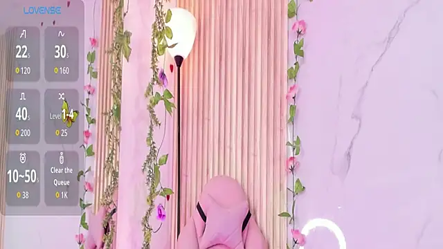 Aria montgomeri online show from 12-15-25, 02:32