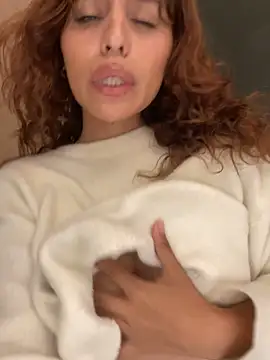 Katee Jones online show from 12-19-25, 11:01