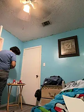 Snapshot of yomanfriend chatting on 12-18-24, 11:08 yomanfriend online show from 12-18-24, 11:08