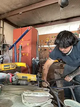 Snapshot of yomanfriend chatting on 12-20-24, 09:06 yomanfriend online show from 12-20-24, 09:06